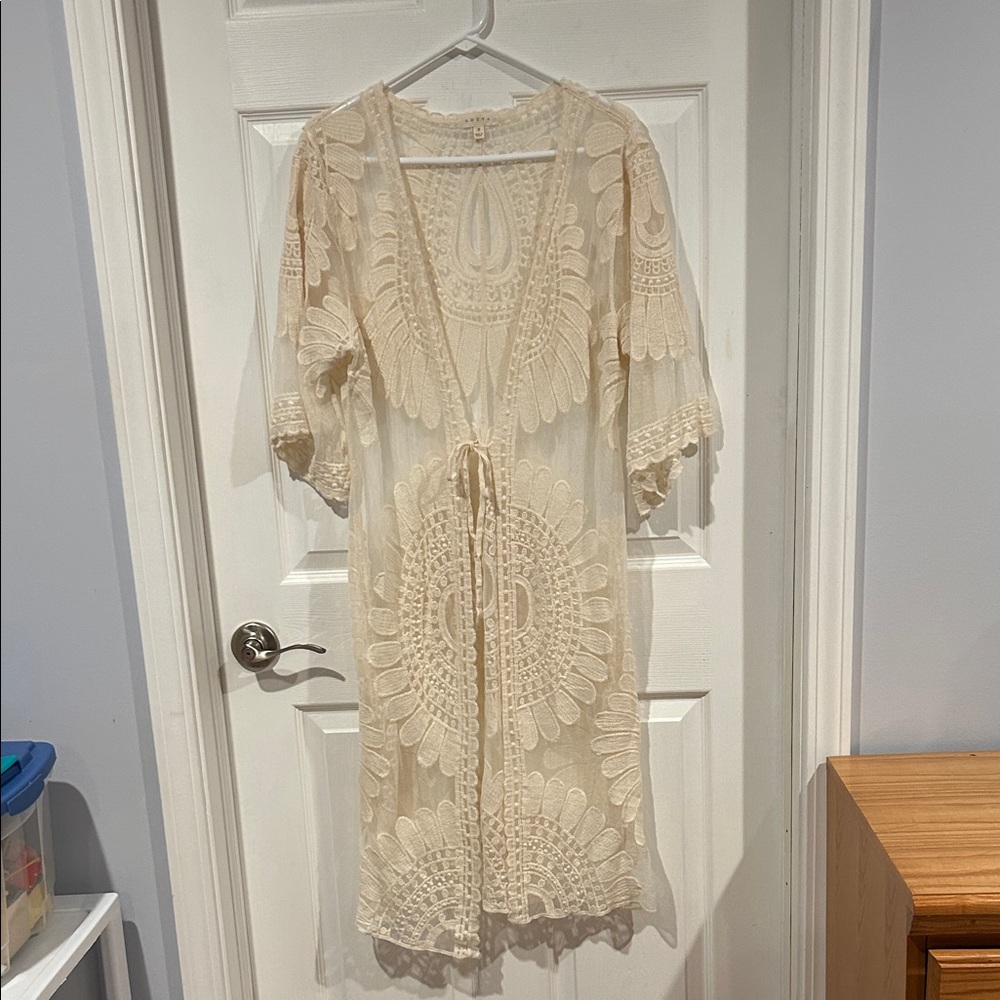 Adiva Cream Lace Duster